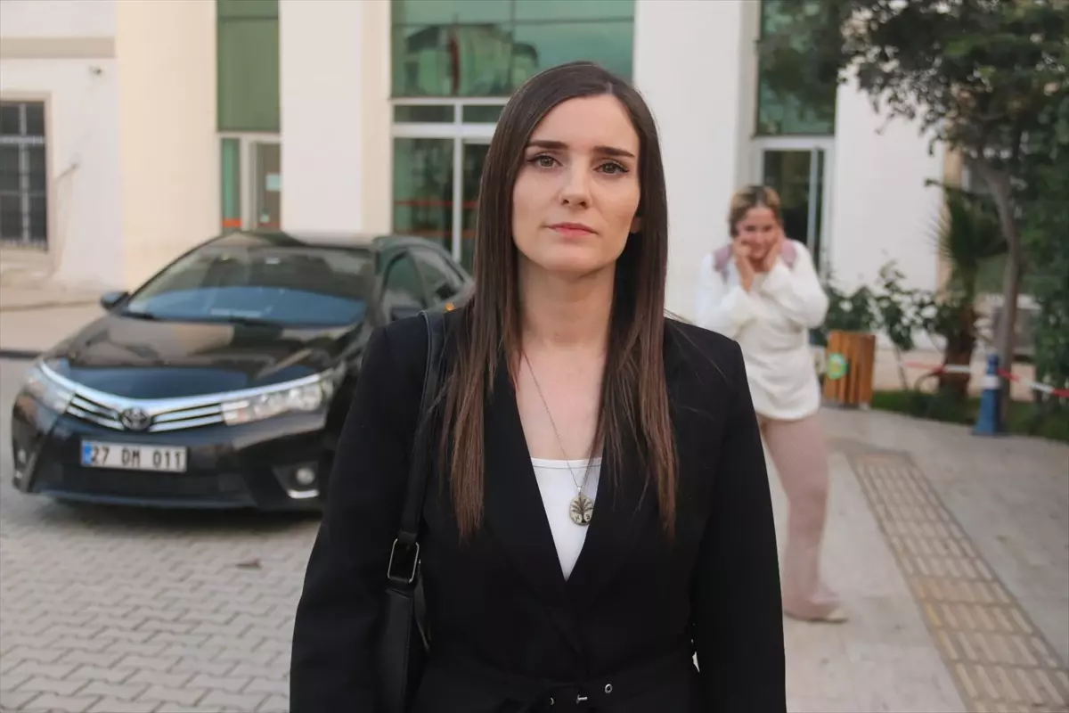 Eşine Bıçakla Saldıran Sanığa 20 Yıl Hapis