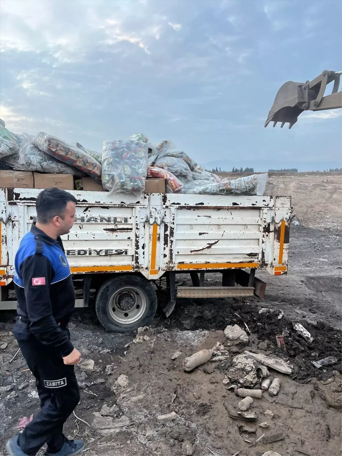 Çocukları zehirleyeceklerdi! 2 ton ürün imha edildi