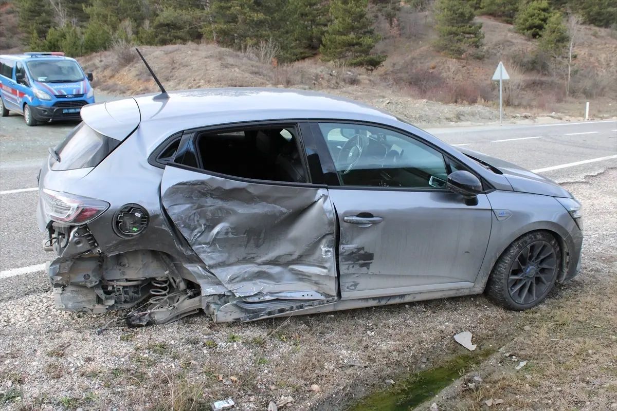Kastamonu\'da Trafik Kazası: 1 Ölü, 1 Yaralı