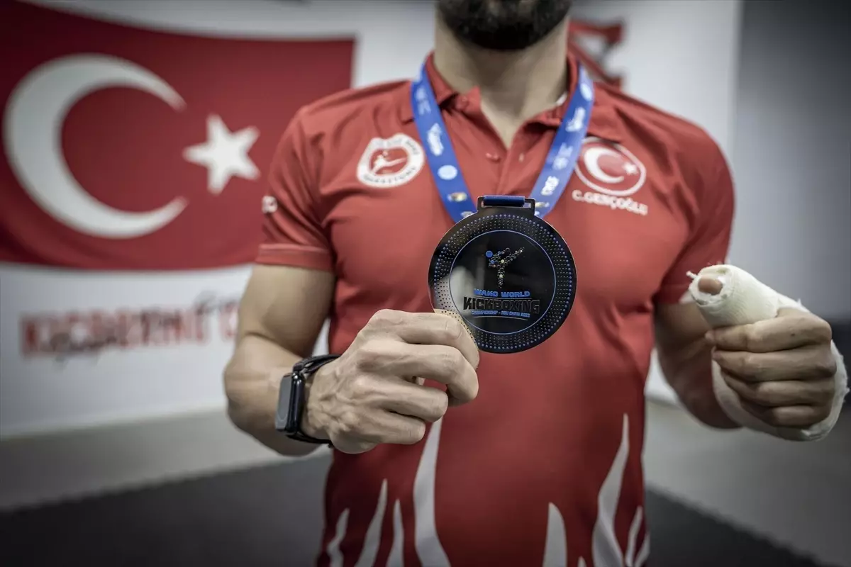 Kırık Parmakla Final Gösteren Cebrail Gençoğlu