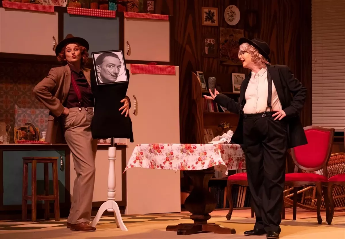 Kocaeli Tiyatrosu Berlin Festivali\'nde