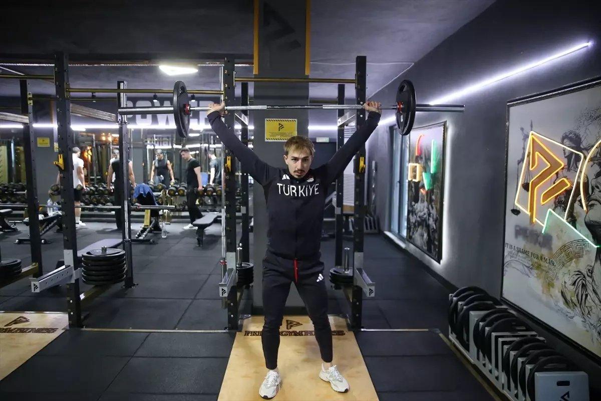 Yusuf Fehmi Genç Avrupa Şampiyonası\'na Hazırlanıyor