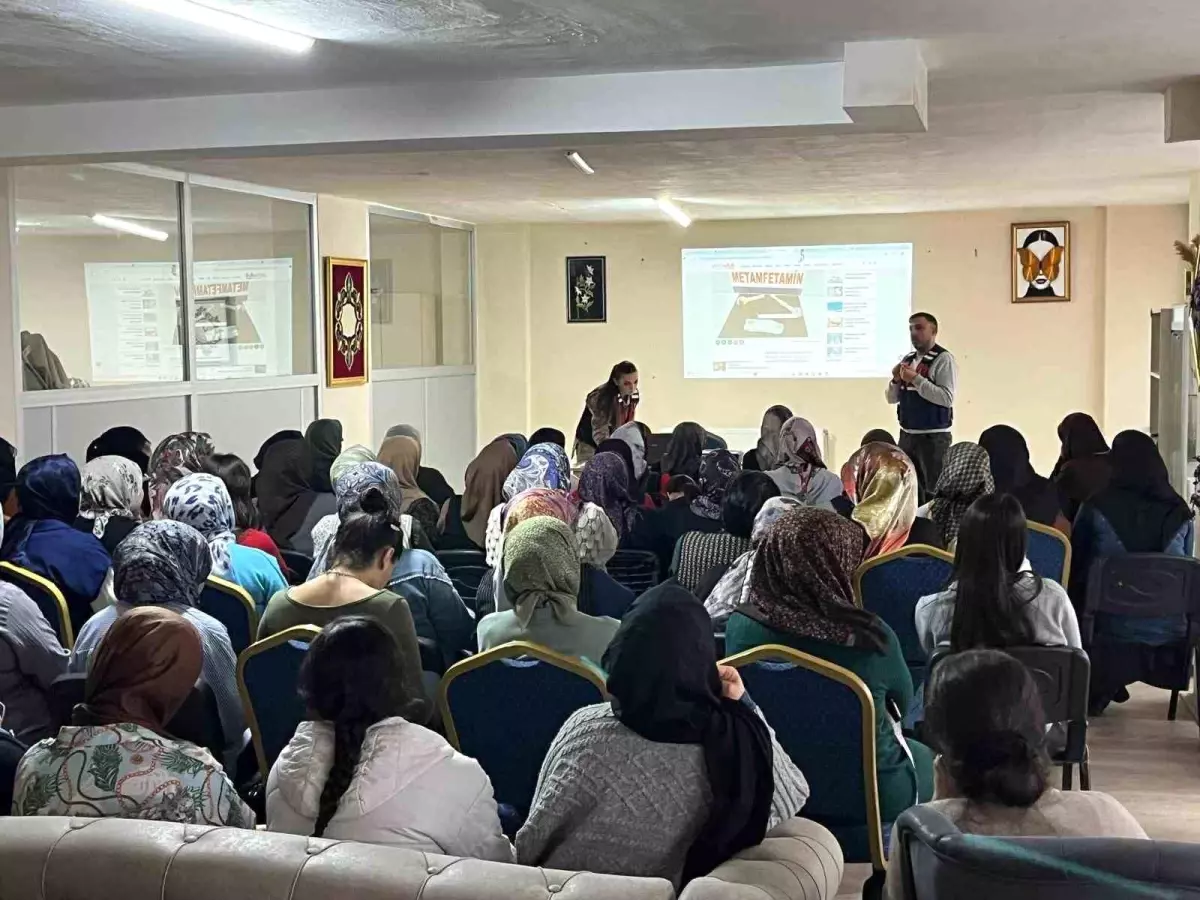 Muş\'ta Uyuşturucu Semineri