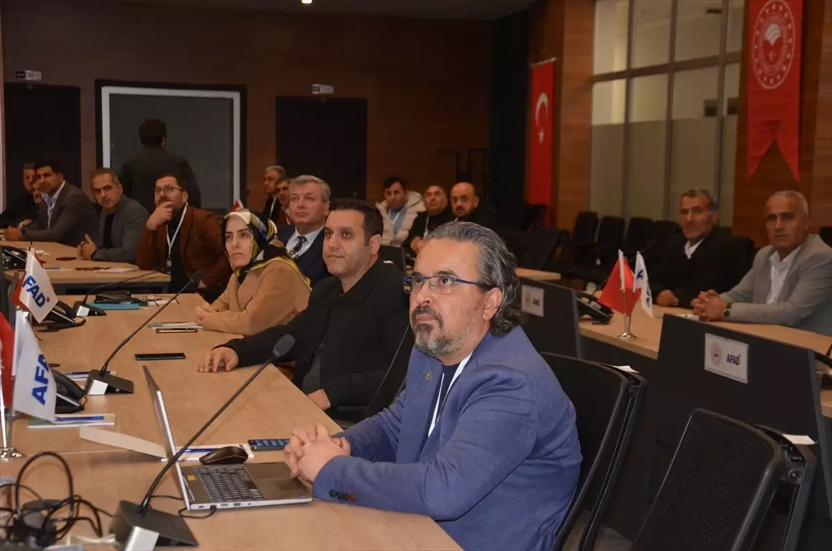 Muş\'ta Sürdürülebilir Süt Üretimi Semineri