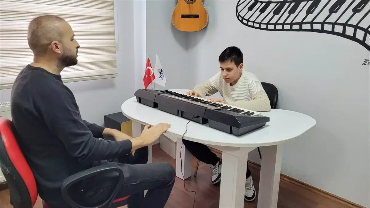 Tarık Arda\'nın Müzik Yolculuğu