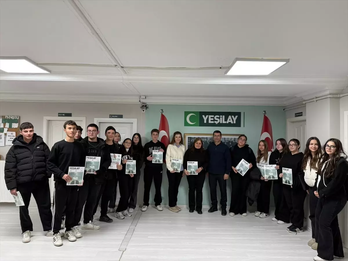 Özejder Lisesi\'nden Yeşilay Ziyareti