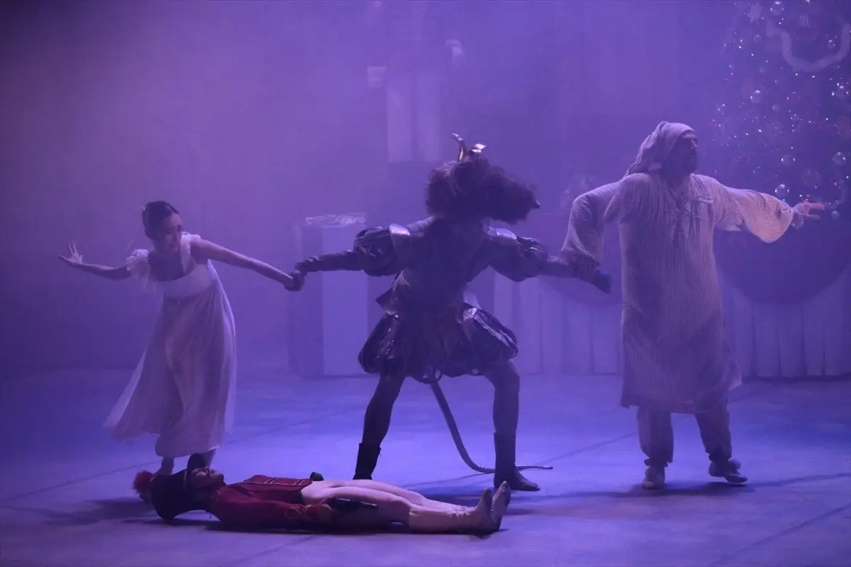 Samsun\'da \'Fındıkkıran\' Balesi Prömiyer Yaptı