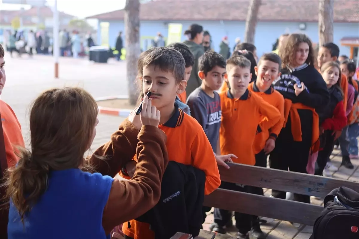 Deprem Sonrası Öğrencilere Moral Etkinliği