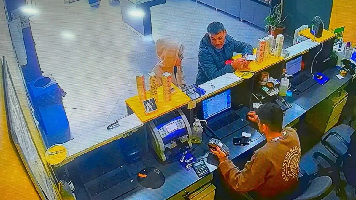 Yardım Kumbarası Hırsızlığı