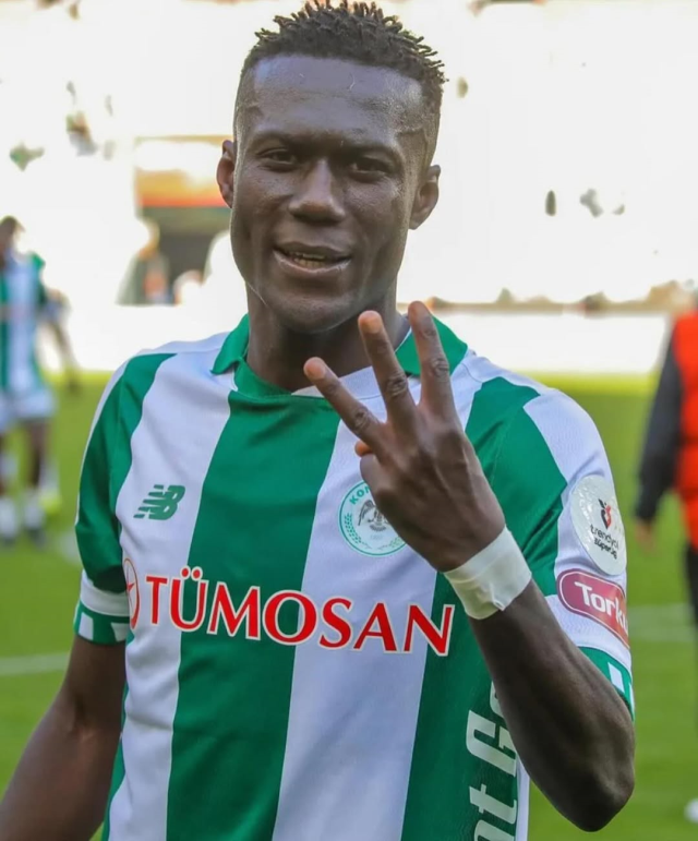 Süper Lig ekibi bahis oynayan futbolcusunun kalemini kırdı Süper Lig ekibi bahis oynayan futbolcusunun kalemini kırdı