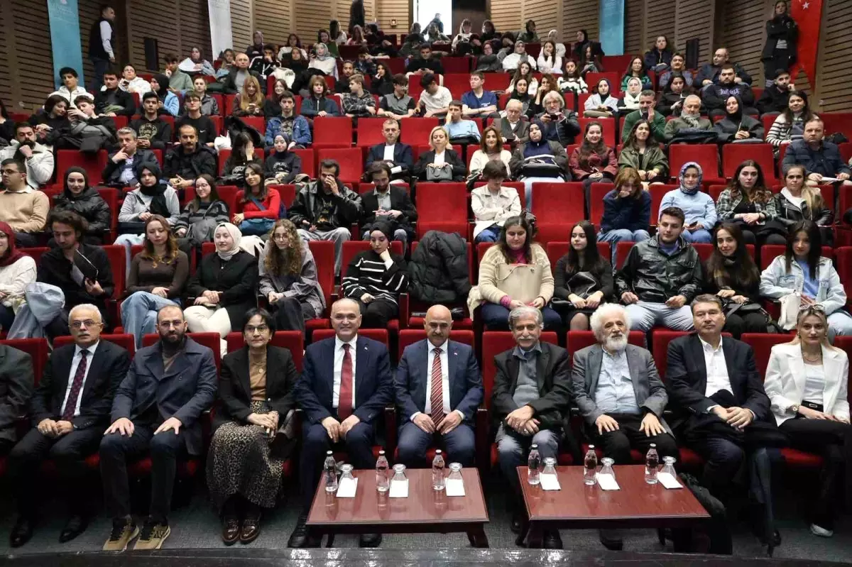 Türkiye\'de felsefenin dünü, bugünü ve yarını konuşuldu