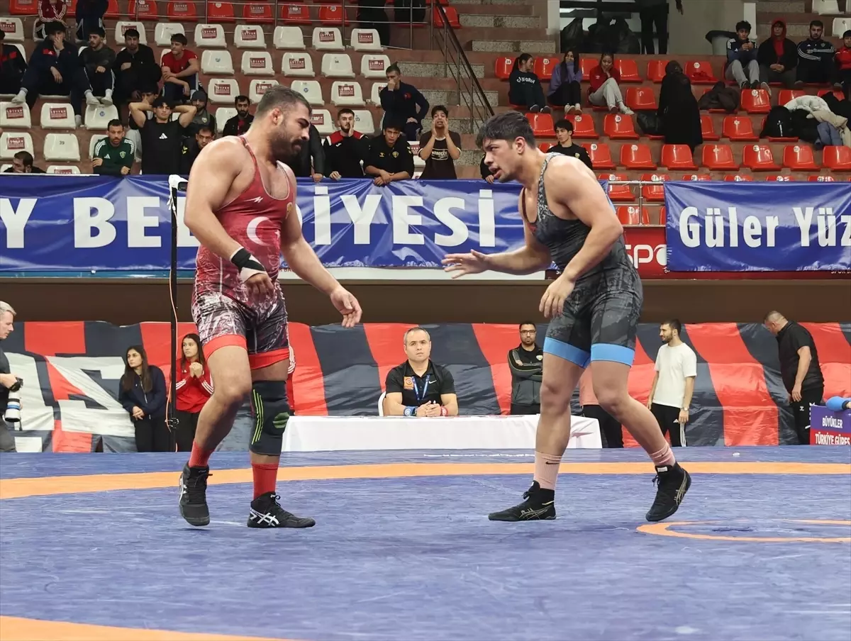 Türkiye Güreş Şampiyonası Gaziantep\'te Tamamlandı