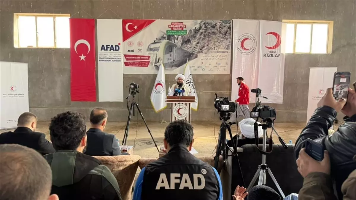 Türkiye\'den Afganistan\'a İyilik Treni