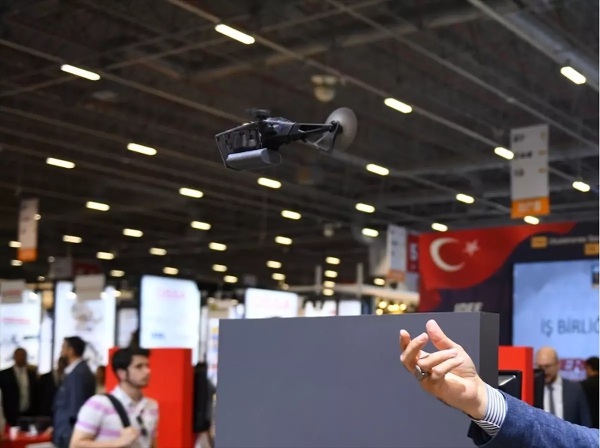 Türkiye\'nin Nanoalp İnsansız Helikopteri