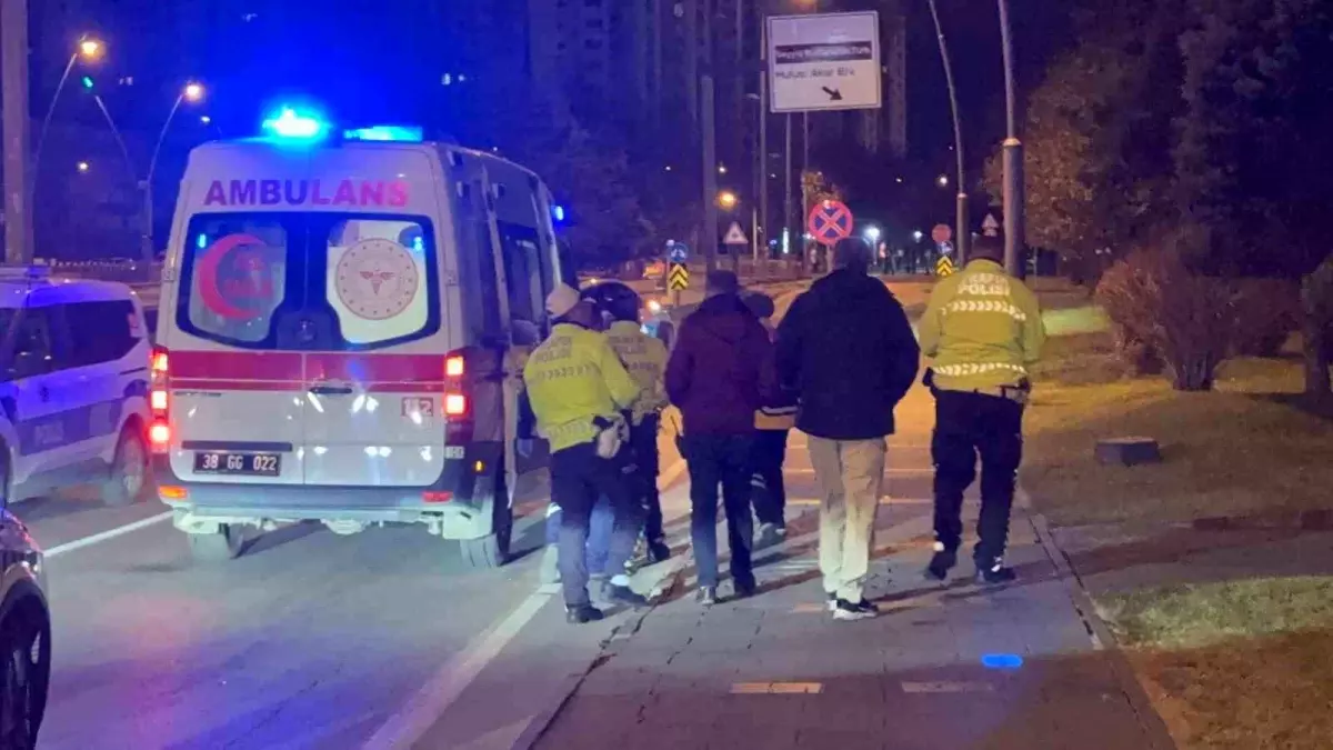 Kayseri\'de Trafik Polisi Yaralandı