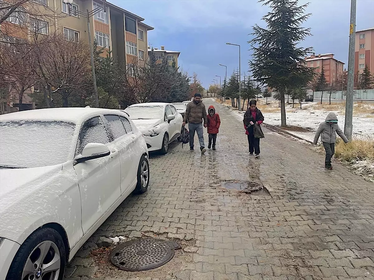 Van\'da 17 Yerleşim Yeri Ulaşıma Kapandı