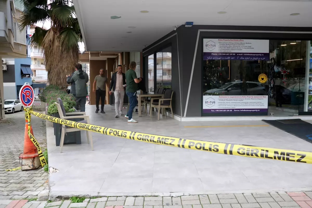 Alanya\'da Aile İçi Saldırı: 1 Ölü, 3 Yaralı