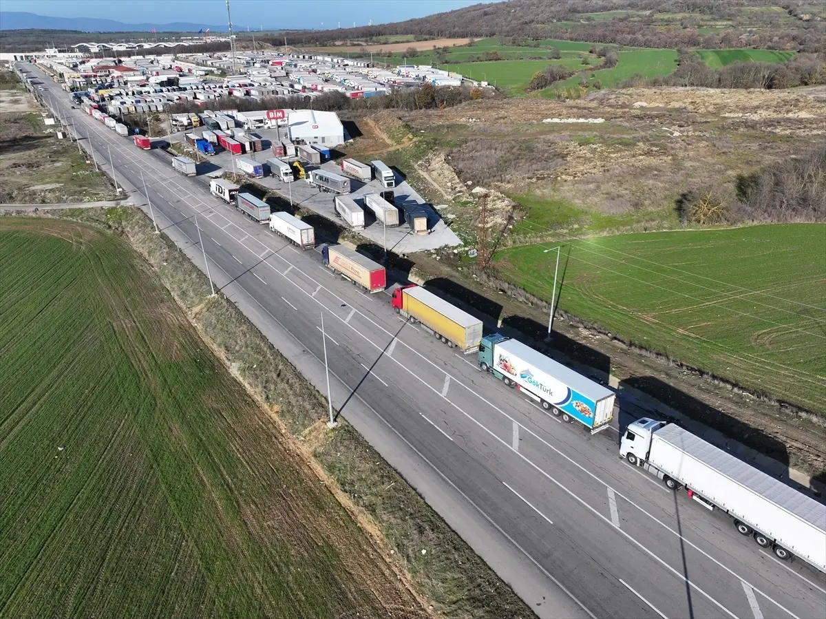 Yunan Çiftçi Eylemleri Sınır Trafiğini Olumsuz Etkiliyor