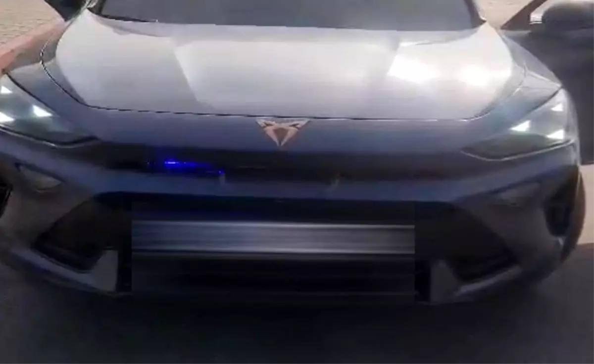 Mersin\'de Çakarlı Araç Sürücüsüne 276 Bin TL Ceza