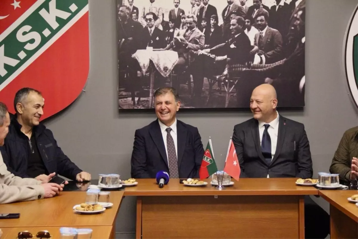 Tugay, İzmir Sporuna Destek Verdi