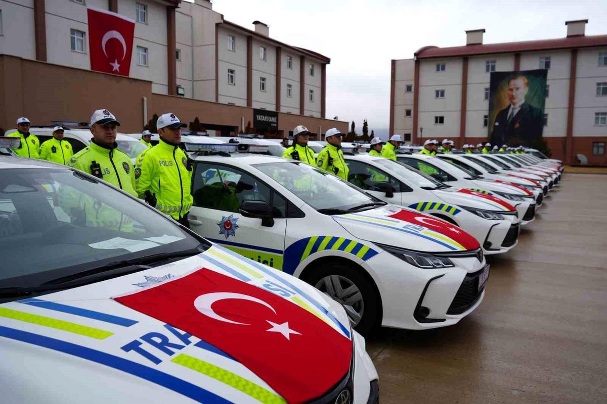 Erzincan\'da 122 Yeni Güvenlik Aracı Teslim Edildi