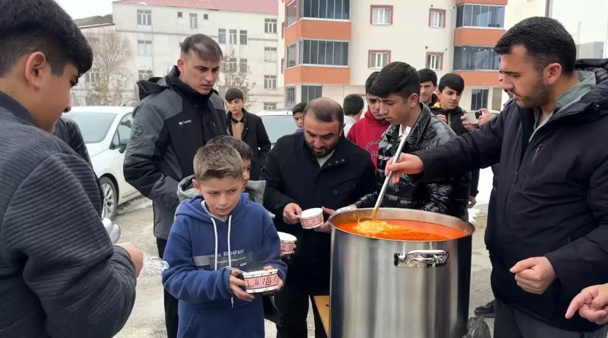 Yüksekova\'da Yerli Malı Haftası Etkinliği