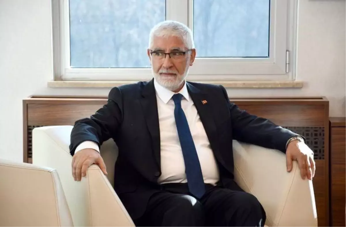 BAİBÜ\'nün yeni rektörü Prof. Dr. Faruk Yiğit görevine başladı