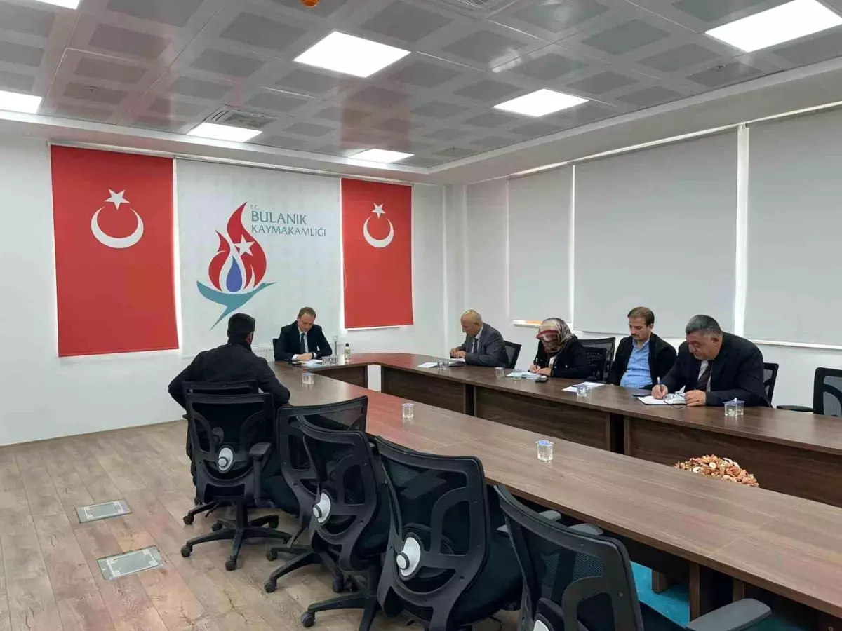 Bulanık\'ta Halk Günü Toplantısı Gerçekleşti