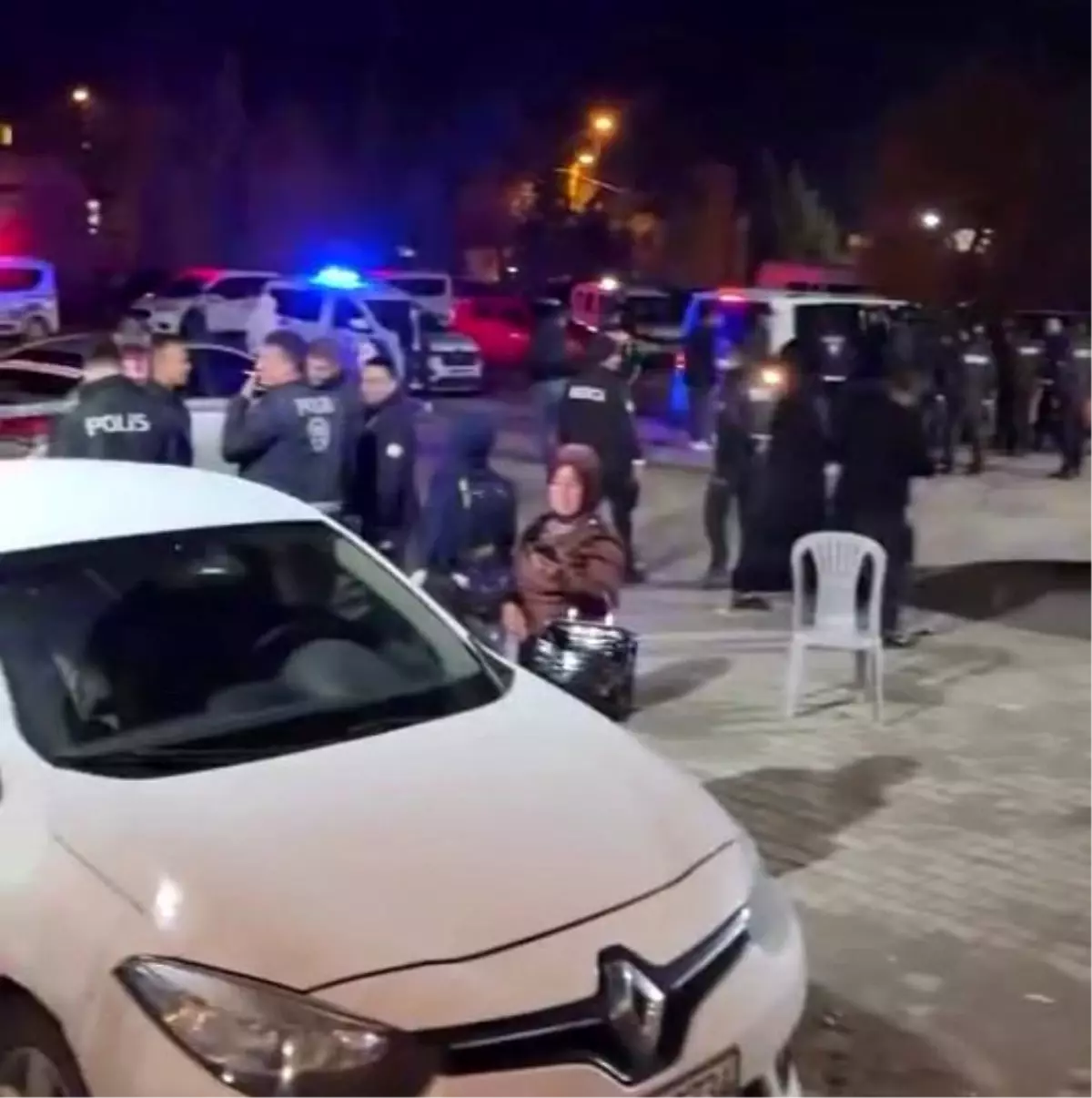 Kahta\'da Düğün Kavgası: 3 Yaralı