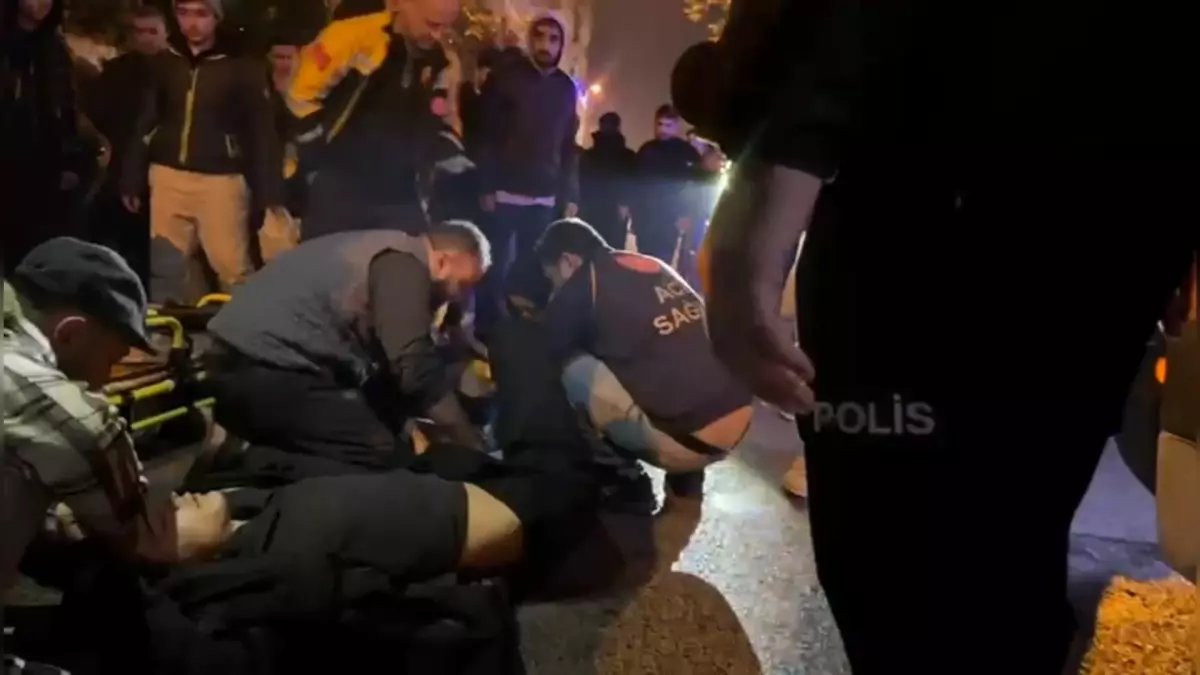 Fatih\'te Feci Kaza: Motosiklet Sürücüsü Yaralandı