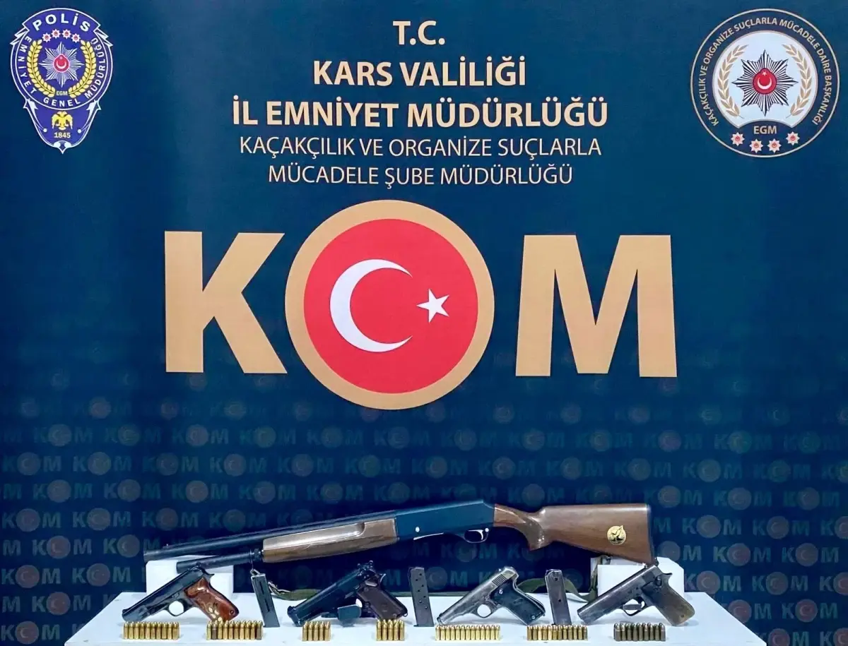 Kars\'ta Silah Tacirlerine Drone Operasyonu