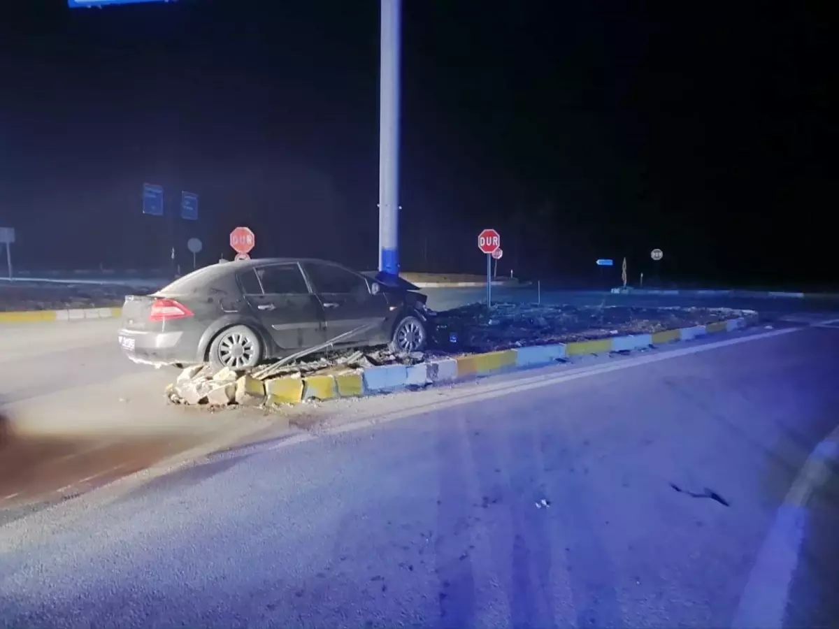 Beyşehir\'de Trafik Kazası: 3 Yaralı