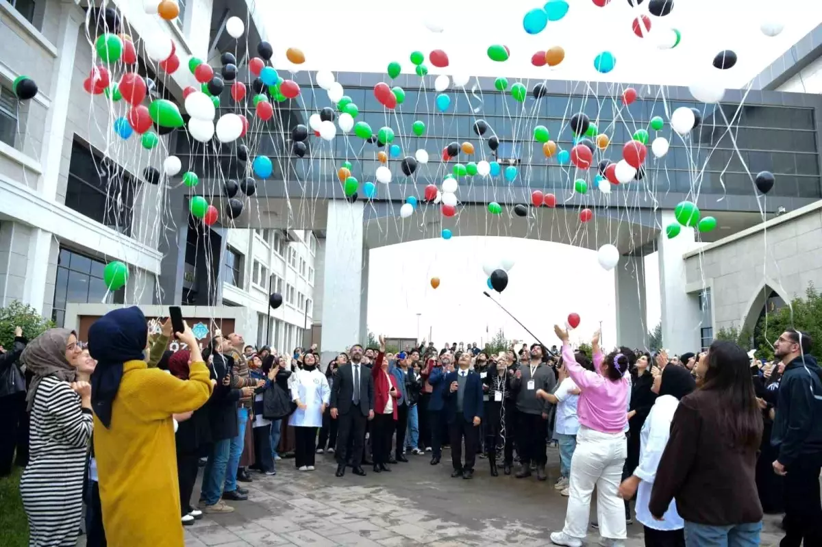 MTÜ\'de öğrencilerden anlamlı etkinlik