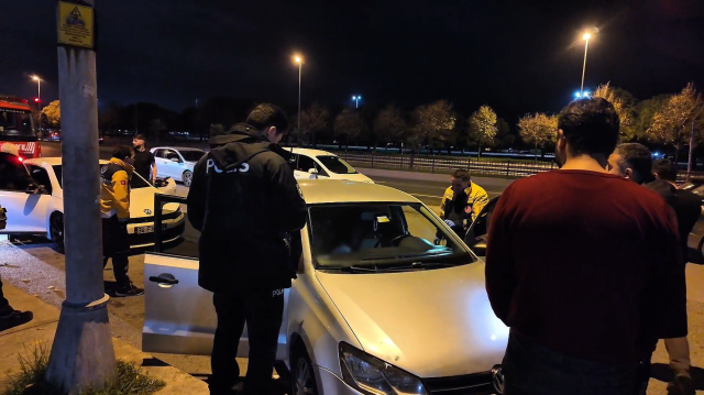 Pendik sahilinde 100 metre arayla iki ceset bulundu