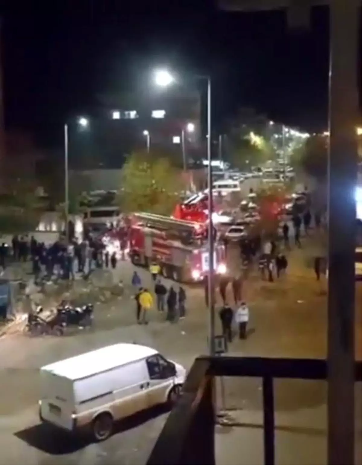 Siverek\'te Apartmanda Yangın: 9 Kişi Etkilendi