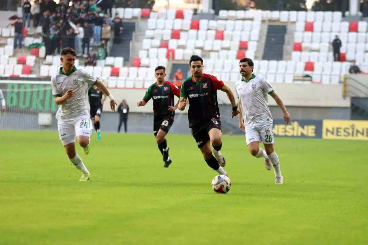 Karşıyaka, Bornova’yı 3-1 Yenerek Galip Geldi