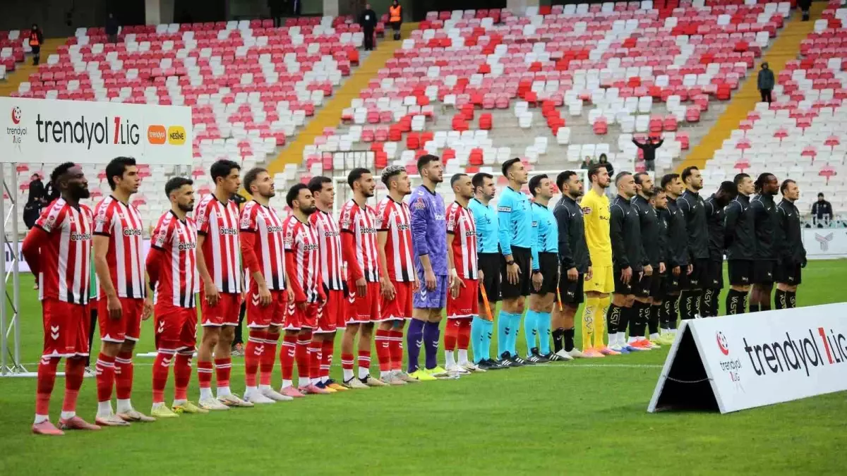Sivasspor ve Çorum FK 1-1 Berabere Kaldı