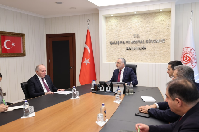 TÜRK-İŞ'in kapalı zarfındaki asgari ücret talebi belli oldu