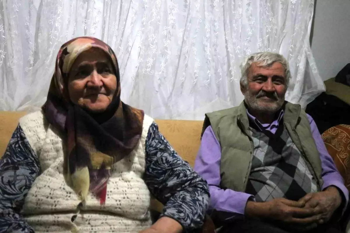 Sakarya\'da kaybolan çift kurtarıldı