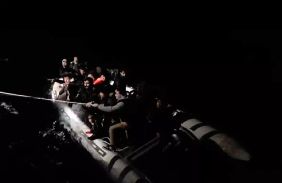 Fethiye\'de 29 Düzensiz Göçmen Kurtarıldı