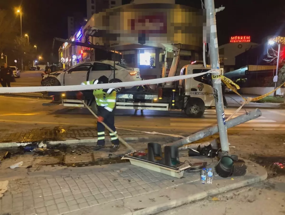 Çankaya\'da Kaza: 4 Yaralı