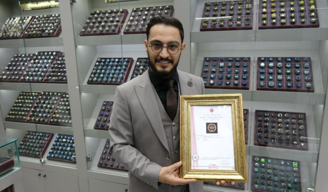 Hollywood devinden Gaziantepli yüzük ustasına dava Hollywood devinden Gaziantepli yüzük ustasına dava