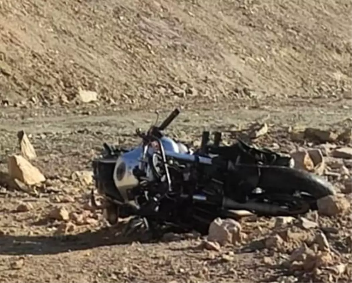 Motosiklet Kazasında Hayatını Kaybetti