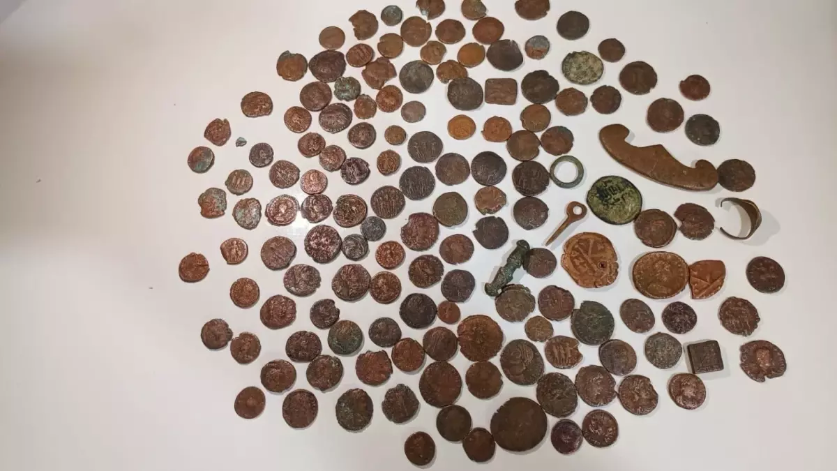 İznik'te 143 Tarihi Eser Ele Geçirildi