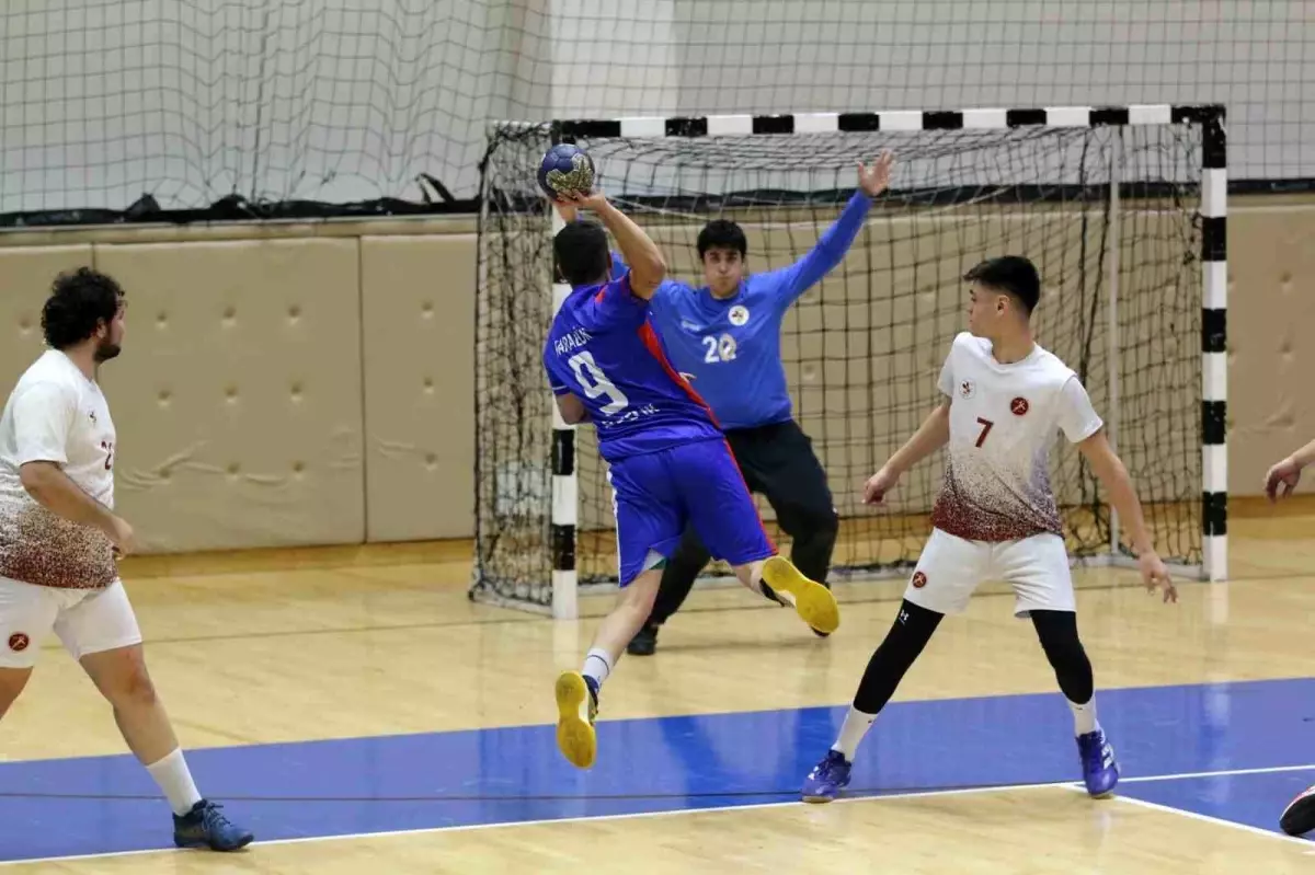 Karabük GSİM Spor Kulübü: 38 İstanbul Teknik Üniversiteliler: 29