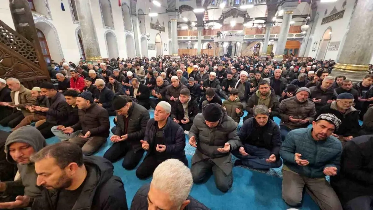 Kütahya\'da Mazlumlar İçin Dua Programı