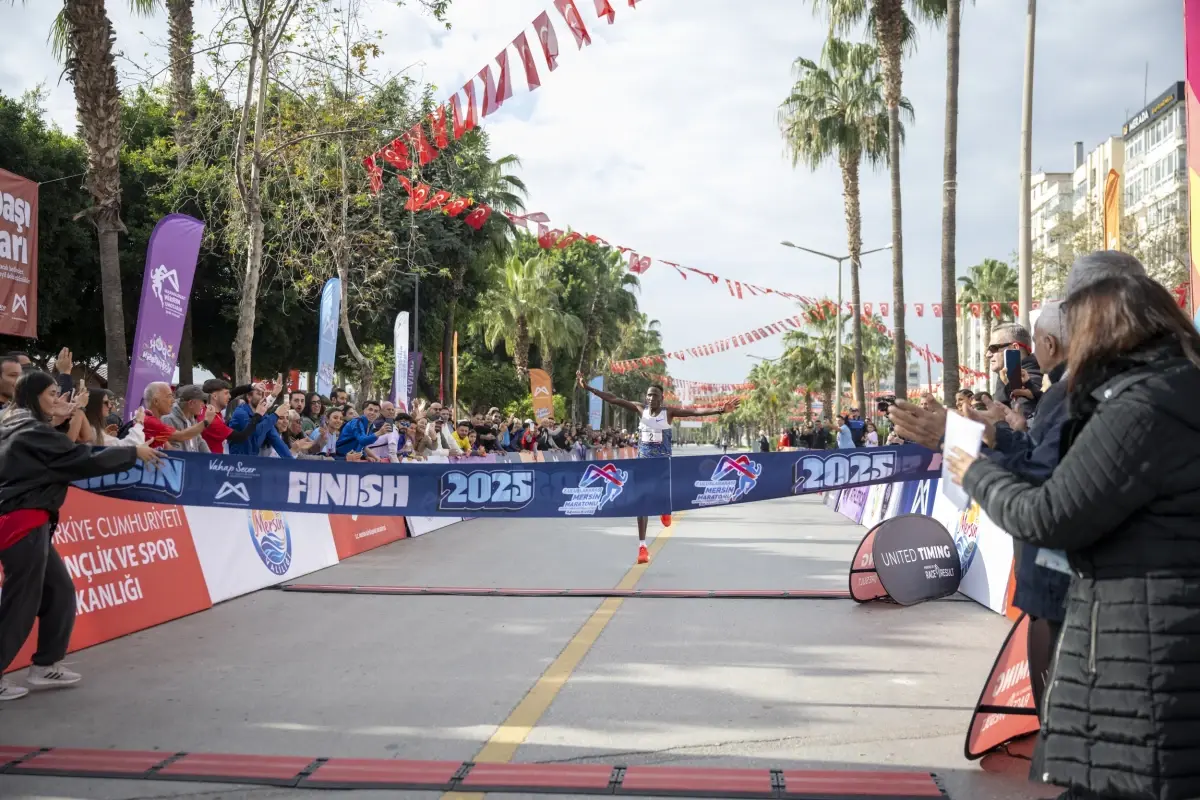 Mersin Maratonu\'nda Yeni Rekorlar
