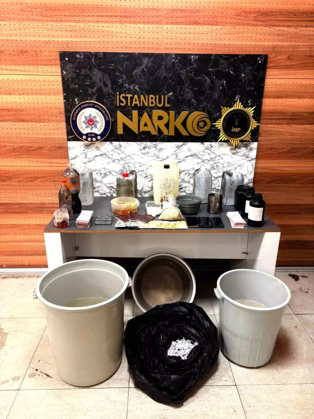 Şişli\'de Uyuşturucu Operasyonu: 97 Kilo Uyuşturucu Ele Geçirildi