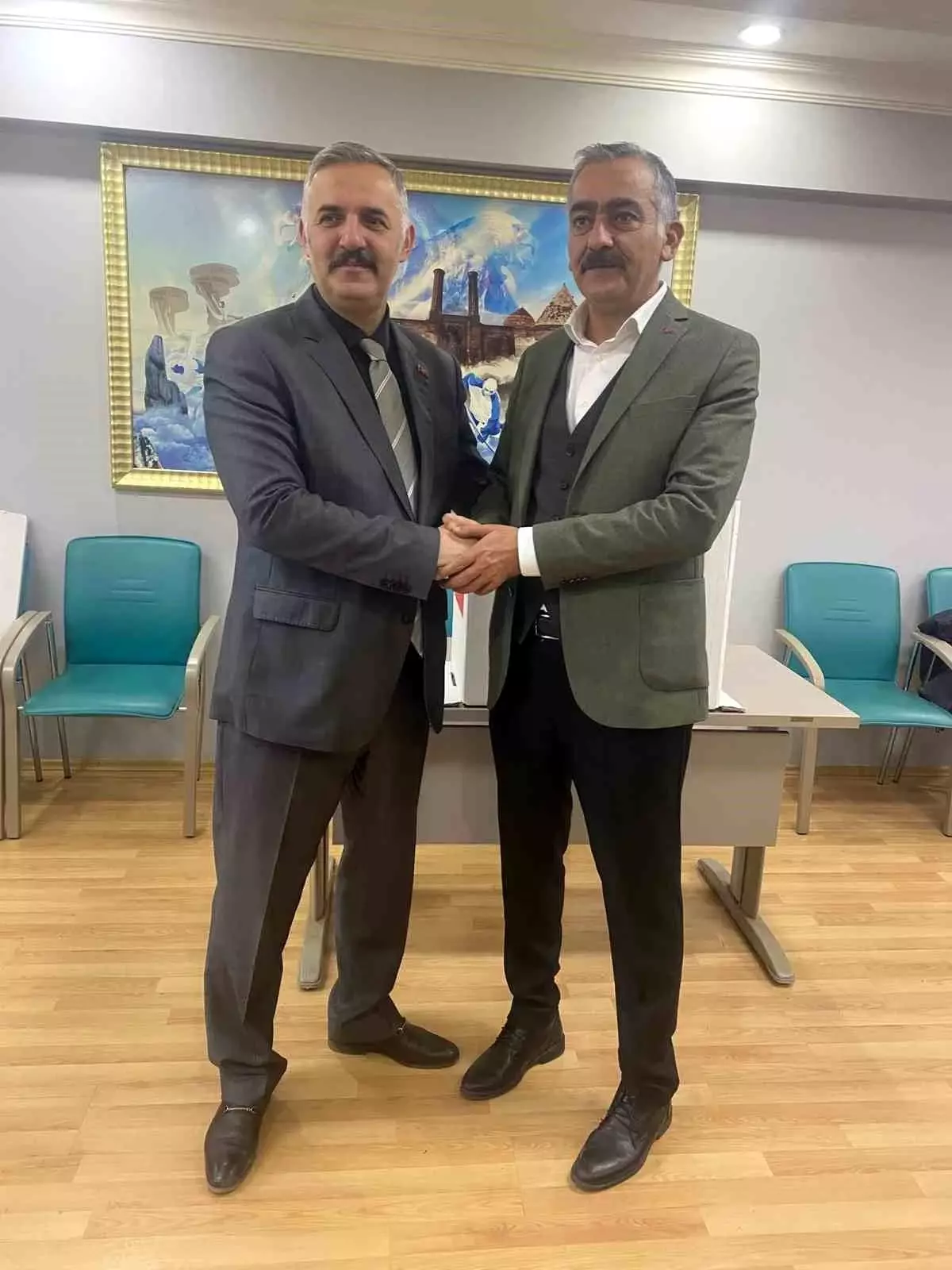 Yeni Başkan Kayabaşı Seçildi