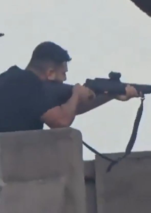 Avustralya'daki saldırının yeni görüntüleri ortaya çıktı: Saldırganın profesyonelliği korkuttu